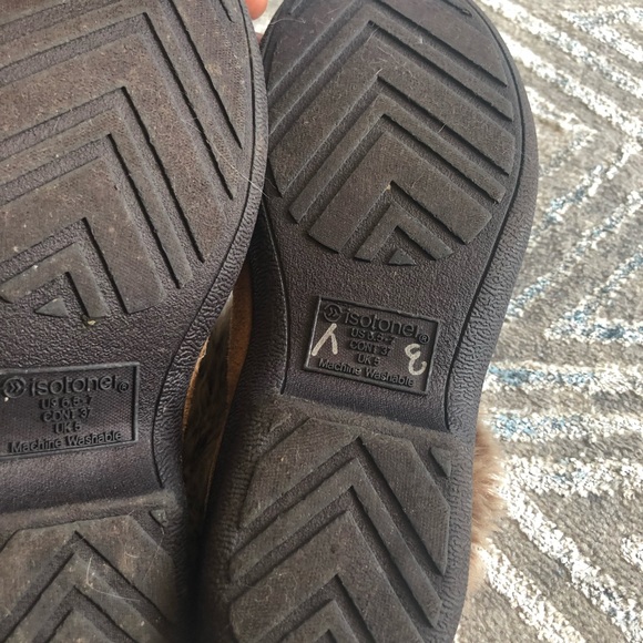 Slippers - Picture 6 of 6